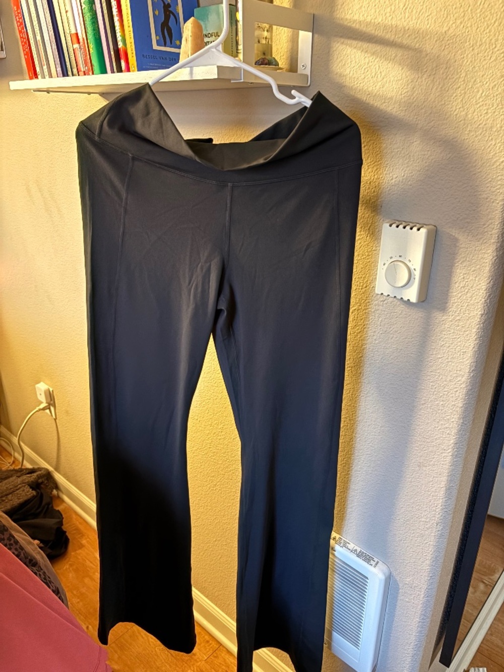 Fabletics Yoga Pants - Picture 1 of 1